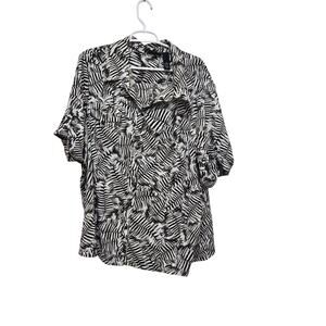 Maggie Barnes 3X Brown White Palm Leaf Button Front Blouse